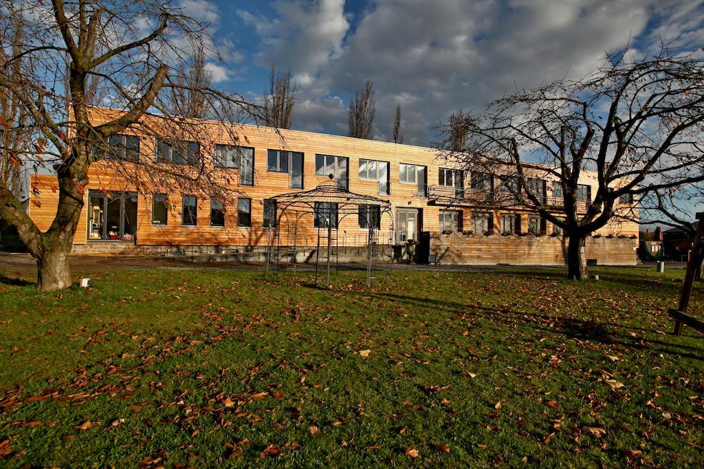 Pension Jezerna Zduchovice Exterior photo